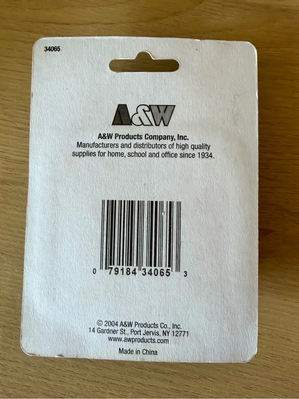 Funky Fun A&W Shoe Push Pins